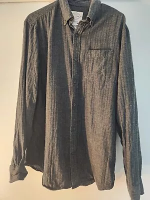 Men's Gray St. Johns Bay Super Soft Flannel Button Up Shirt Size Large • $10