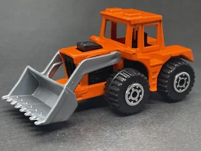 Matchbox Tractor Shovel - Mint • £9.95