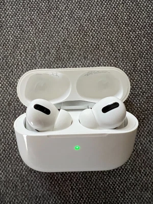 $300 • Buy Apple Airpods Pro With Magsafe Charging Case Opened But Never Used