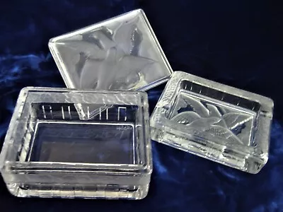 VERLYS Art Glass SMOKING SET Cigarette BOX & ASHTRAY Flower Rim & Frosted Doves • $21