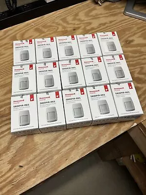 Honeywell 5800Pir Res  Wireless  Motion Detectors - (15) LOT . • $479