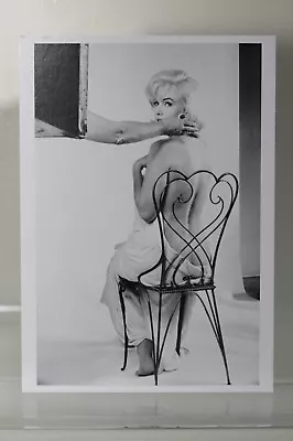 £4.41 • Buy MARILYN MONROE By Eve Arnold, 1960 Art Postcard 