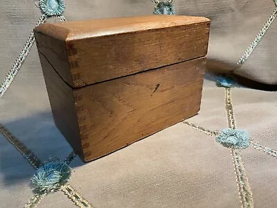 Vintage Oak Dovetail Corner File/Recipe Box For 3x5 Cards • $11