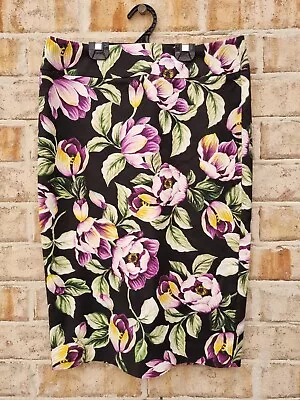 Review Victoria Plum Skirt Size 10 • $20