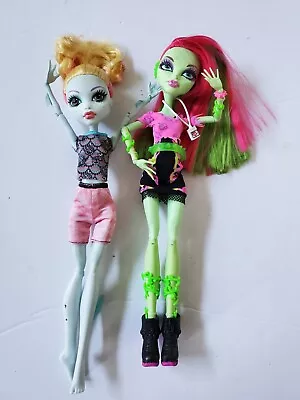 MONSTER HIGH Lot Of 2 Dolls -- Lagoona Blue (Slightly Damaged) & Venus McFlytrap • $36.99