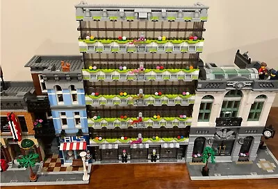 Lego Creator Expert MOC Custom Shopping Mall Office Building 10211 Brick Bank • $92