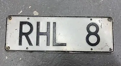New Zealand License Plate Rhl 8 • $35