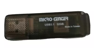 Micro Center 32GB USB 3.1 Flash Drive • $17.97