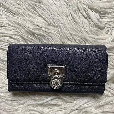 Michael Kors Hamilton Traveler Large Zip Around Black Leather Wallet With Lock • $45