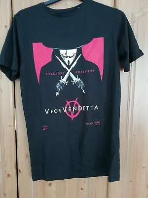 $12.47 • Buy V For Vendetta - TM & DC COMICS - Size S T Shirt Nerd Geek