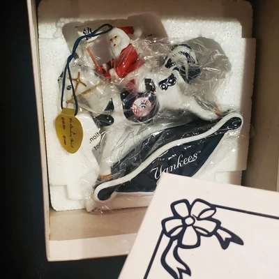 $14.50 • Buy 2007 Danbury Mint New York Yankees Santa Rocking Horse Ornament