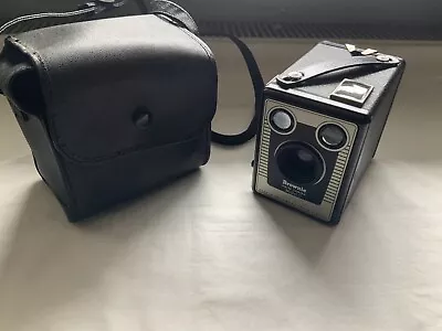£0.99 • Buy Old Vintage Kodak Brownie Six-20 Camera Model C In Leather Case