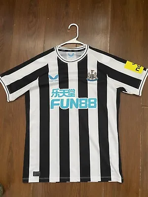 Newcastle Home 2022/2023 Castore  Football Soccer Jersey  • $35