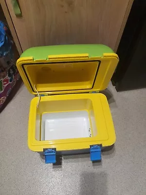 Car Fridge Frigobox High-Top 12 Volt Cooler / Warmer • £30