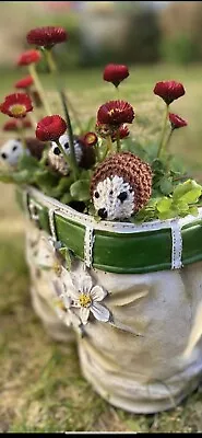 £1.50 • Buy Knitted Hedgehog With Small Chocolate Filled Easter Egg