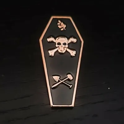 Masonic Master Mason Coffin Pin • $10