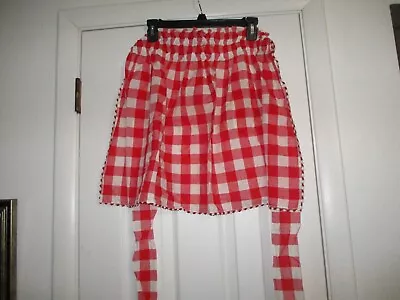 Vintage Apron--Red & White Check--Preowned • $1.50