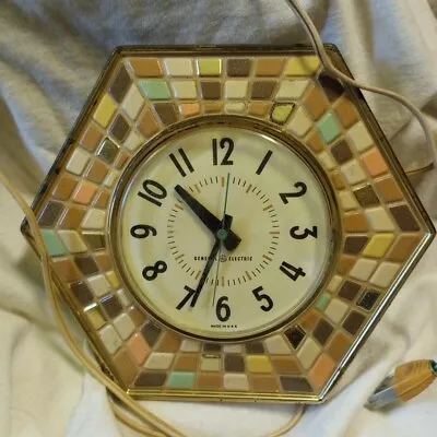 GENERAL ELECTRIC Vintage Mosaic Art Deco Wall Clock Model 2118 NOT WORKING! • $12.95