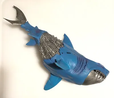 McFarlane Toys RAW10 FREN-Z Great White Shark Figure • $14.95