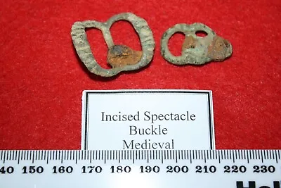 £4 • Buy Metal Detecting Medieval 1400-1500 AD Incised Spectacle Buckle 1 Per Bid