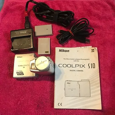 Nikon COOLPIX S10 Digital Camera 6.0MP Batteries & Charger  PARTS ONLY • $25