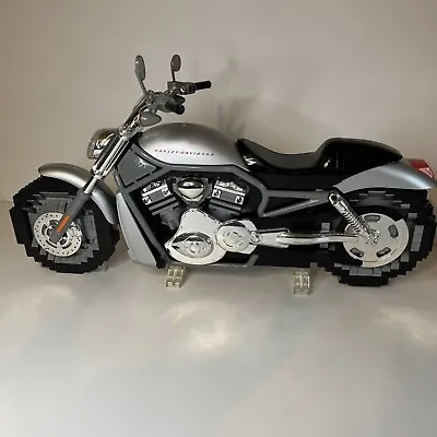 Mega Bloks Pro Builder 9773 Harley Davidson Motorcycle V-Rod Showcase Series • $32.49