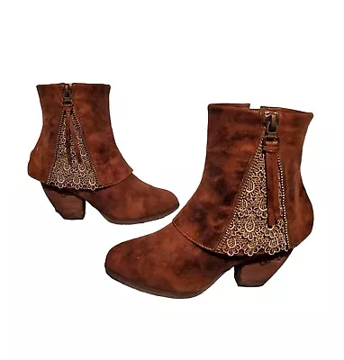 Southern Fried Chics Southern Sass Booties Zip-Up Ankle Boots Women's Size 9 • $60