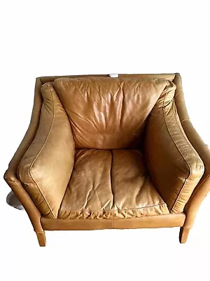 Halo Groucho Leather Chair • £199