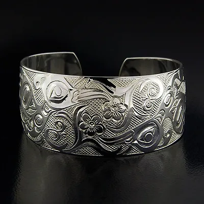 Native Hummingbirds Cuff Hand-Carved 1  Wide Sterling • $799.99