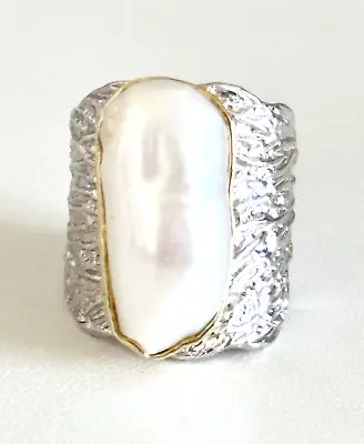 925 Sterling Silver Large Chunky Mabe Pearl Two Tone Modernist Ring Size 7.75 • $150