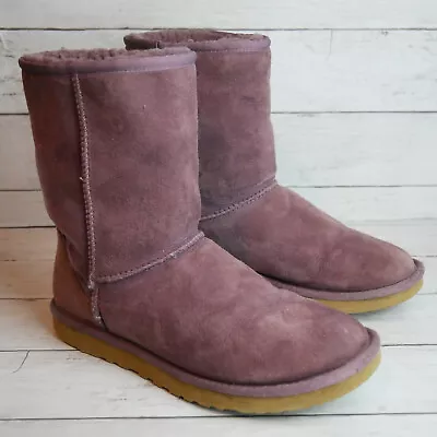 Ugg Australia Women's Size 8 Classic Short 5825 Purple Leather Sheepskin Boots • £55.01