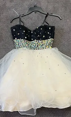 Mori Lee Short Cream Tulle Black Beaded Size 2 Prom Gown Dress • $40