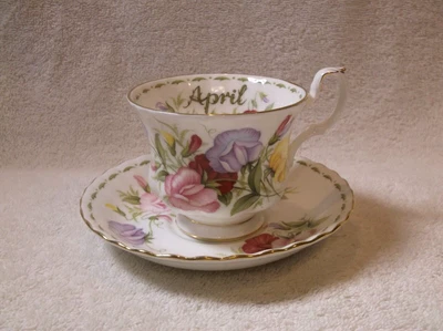 $22.99 • Buy Royal Albert 'Flower Of The Month' Cup/Saucer - April -  'Sweet Pea' Pattern
