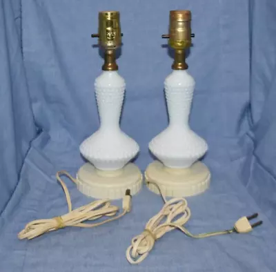 Pair Of Vintage Hobnail White Milk Glass Table Boudoir Bedside Table Lamp Light • $19.99