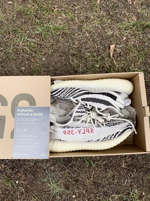 $400 • Buy Adidas Yeezy Boost 350 V2 Zebra Size 10.5US Used, 8.5/10 Condition