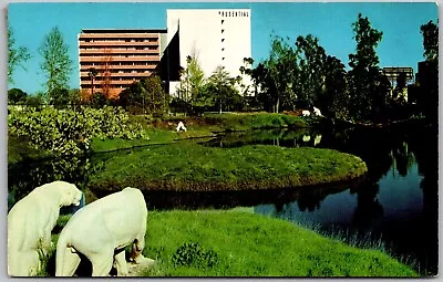 Postcard: La Brea Tar Pits Hancock Park - Los Angeles California A56 • $9.95