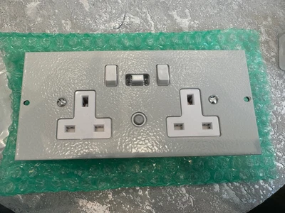 £15 • Buy ST0291/RCD/GB - Twin Switched RCD Protected Sockets Type A Floor Box Socket
