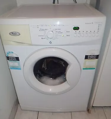 Front Loading Washing Machine Whirlpool 7.5kg Antibacterial Wfs1273aw • $275