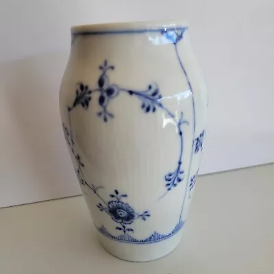 Royal Copenhagen Vase Vintage  Blue And White Porcelain 1/384 Circa 1923-34  • $94.87