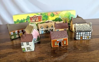 Wade Whimsy-On-Why • Porcelain English Village • Set 3 • In Box Collectible Set • $52.70