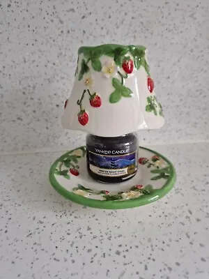 Yankee Candle Small Shade And Plate Strawberries Design • £10.99