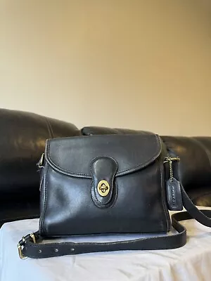 Vintage Coach Devon Bag Classic Leather Turnlock Crossbody Bag - Black - 9908 • $86