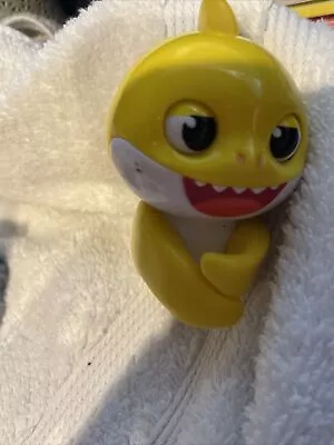 WowWee Pinkfong Baby Shark Fingerlings - Baby Shark - Preschool Interactive Toy • $8.99