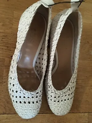 Cos Ladies White Woven Leather Chunky Heel Shoes Size 4.5 (38) • £8