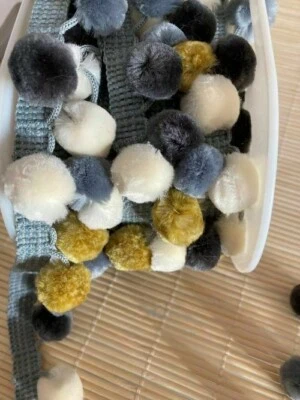 £4.75 • Buy POM POM TRIMMING - 18mm - Mixed Trim - Cushions Upholstery Fringing Sewing