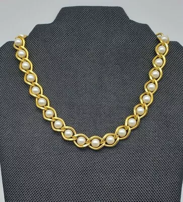 Gold Tone Collar Necklace 18  Mirrored Links Faux Pearl Center Super Pretty • $10.79