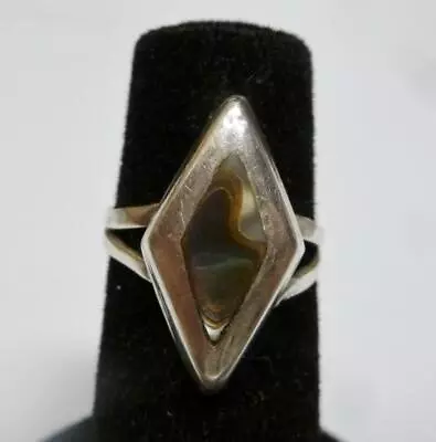 Pretty Sterling Silver Ring With A Marquise Shaped Abalone Shell Stone. Size 6 • $12.95