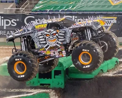 Maximum Destruction Monster Truck Running On Track 8x10 Glossy Photo #d14 • $2.99