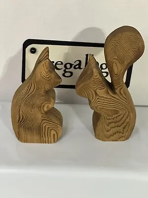 $10.99 • Buy Vintage Wood Carvings  Beaver  And Squirrel