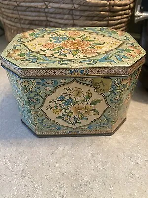 Vintage Tin By Daher Long Island Made In England • $14.99